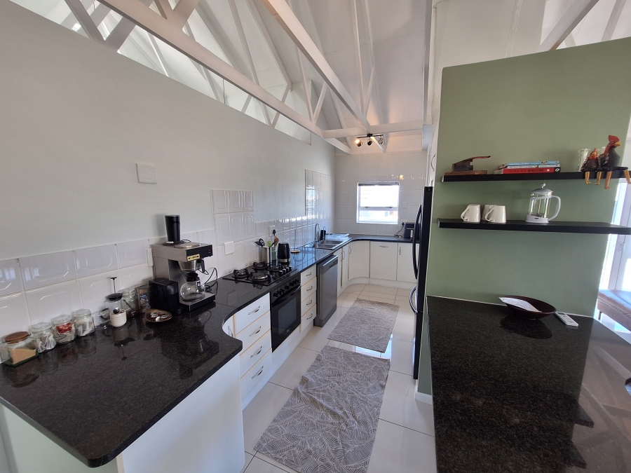 2 Bedroom Property for Sale in Wavecrest Eastern Cape